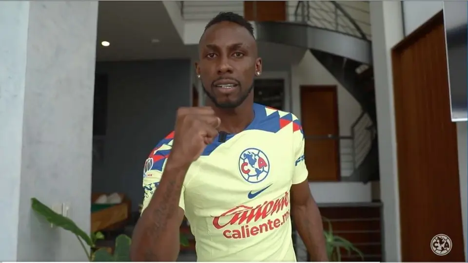 ¡OFICIAL! América concretó el fichaje de Julián Quiñones