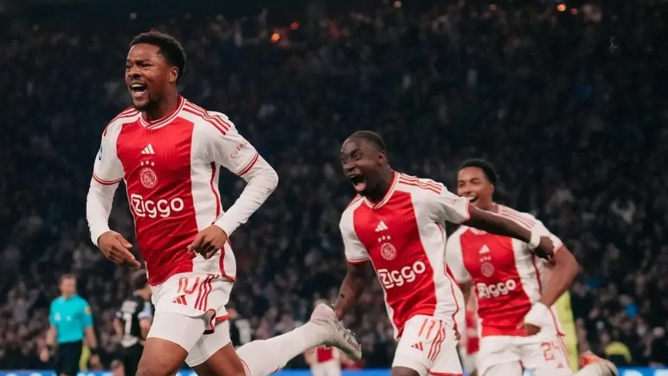 ¿Adiós a la crisis? Ajax golea al Heerenveen y consigue su segunda victoria al hilo