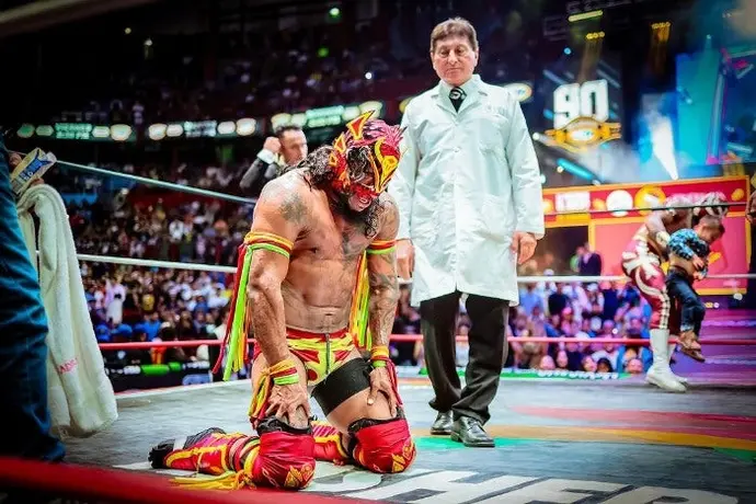 ¿Cuáles son las máscaras y cabelleras más siginficativas que han caída en una función de Aniversario del CMLL?