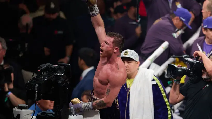 ¡Canelo sin complicaciones! Saúl Álvarez venció por decisión unánime a Jermell Charlo