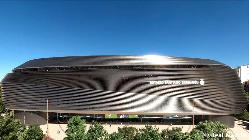 El nuevo Santiago Bernabéu sufre filtraciones de agua en el interior del estadio