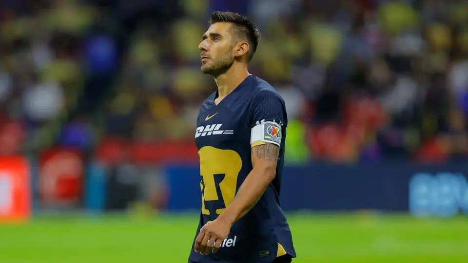 Exjugador 'explota' contra 'Toto' Salvio en redes: 'Preocúpate por Pumas'