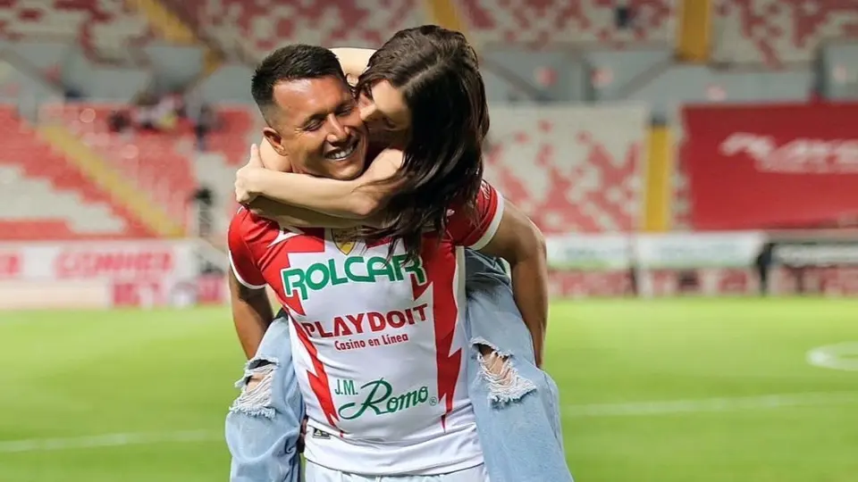 Nikkole Teja presume a su novio, Alberto Padilla, en redes sociales