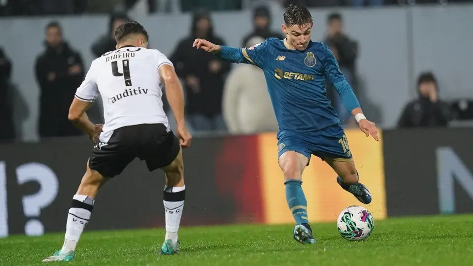 Jorge Sánchez ve minutos en el triunfo del FC Porto contra Guimaraes