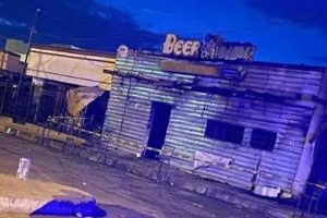 Incendio por bomba molotov deja 11 muertos en bar Beer House; detienen a presunto responsable