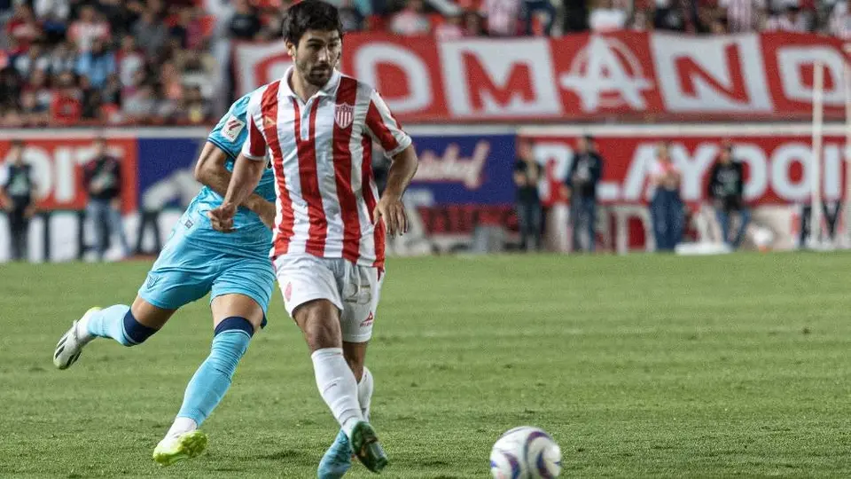 Grito homofóbico se hace presente y suspende momentáneamente el Necaxa vs Athletic