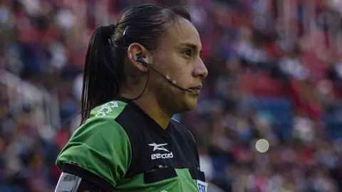 Sandra Ramírez recibe segunda designación en el Mundial Femenil 2023 como silbante asistente