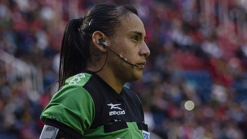 Sandra Ramírez recibe segunda designación en el Mundial Femenil 2023 como silbante asistente