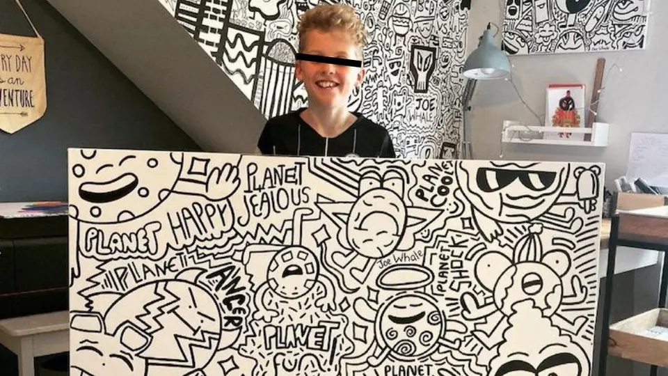 Joe Whale, el niño que pasó de los garabatos a diseñar zapatillas para Nike
