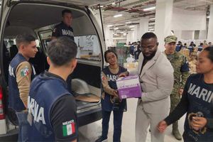 Randy Arozarena apoya a damnificados del Huracán Otis y exhorta a los mexicanos a sumarse