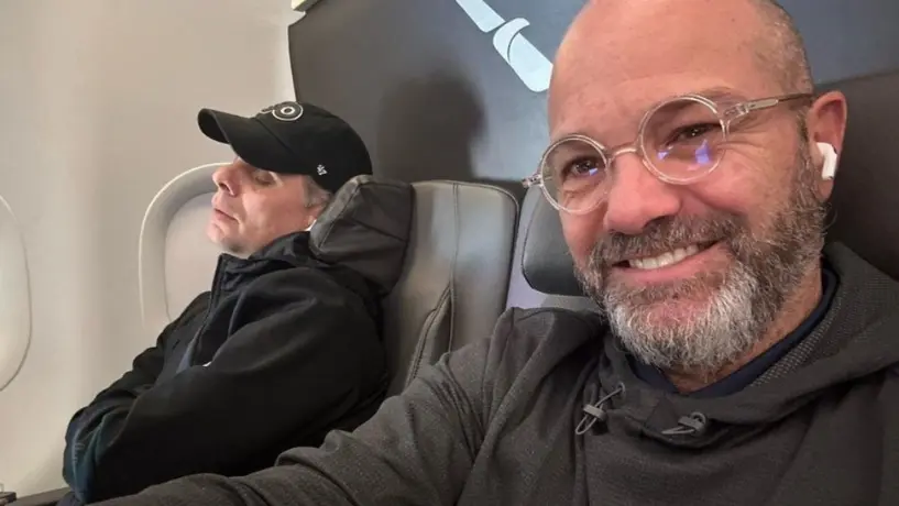Faitelson le pide cuidarse a Martinoli en el aeropuerto de Philadelphia porque hay "fantasmas"