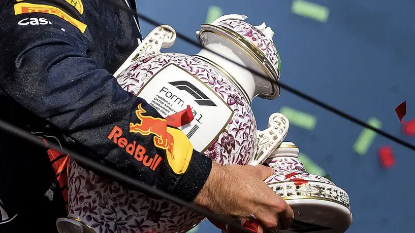 Lando Norris rompió el trofeo de Verstappen en la celebración en Budapest