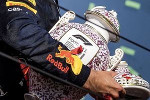 Lando Norris rompió el trofeo de Verstappen en la celebración en Budapest