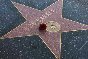 Bob Barker, actor y conductor estadounidense, falleció a los 99 años