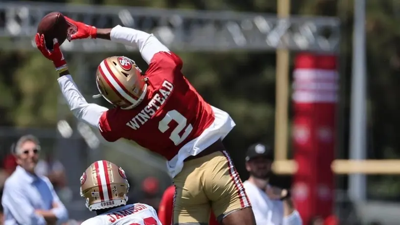 ¡Novatada! Jugadores de los 49ers fueron 'endeudados' en una cena