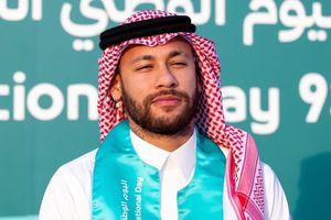 Señalan a Neymar por organizar fiesta de dos días a pesar de su lesión: 'Baila como loco'