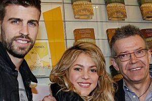 Shakira tira indirecta al papá de Piqué en su nueva canción con Fuerza Regida, 'El Jefe'