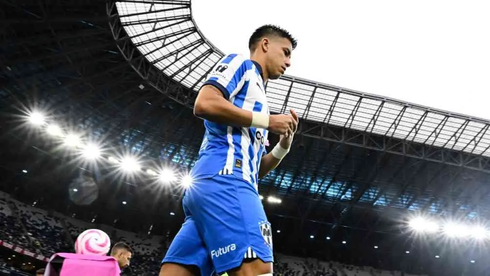 Fernando Ortiz aceptó que Maxi Meza interesa al Sevilla de Diego Alonso | MEXSPORT