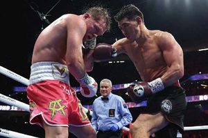 Canelo Álvarez se 'arrepiente'  de enfrentar a Dmitry Bivol: "No debí haber peleado"
