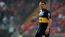 Actriz uruguaya 'balconea' a Riquelme: 'En la intimidad era poco goleador'