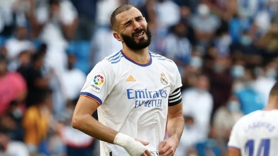 Karim Benzema podría perder la nacionalidad francesa y el balón de oro