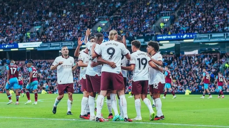 Manchester City arranca la Premier League con goleada ante el Burnley
