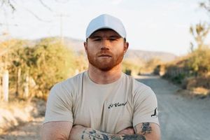 'Canelo' Álvarez arremete contra Óscar de la Hoya: "Él solo ve por el dinero"