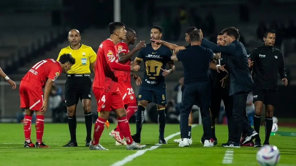 Pumas vs Toluca: Se desata conato de bronca en los últimos minutos del partido en CU