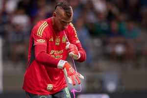 Paco Villa criticó a Nahuel Guzmán: "Nefastas las actuaciones, pero es un portero fantástico"