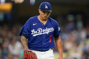 Julio Urías: Un individuo alertó a la policía sobre los incidentes con el pitcher de los Dodgers