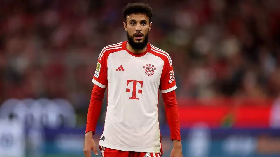 Bayern Munich confirma la continuidad de Mazraoui tras publicaciones a favor de Palestina