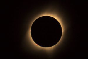 Eclipse solar 2023: ¿Puedo usar mi celular para tomarle fotos?