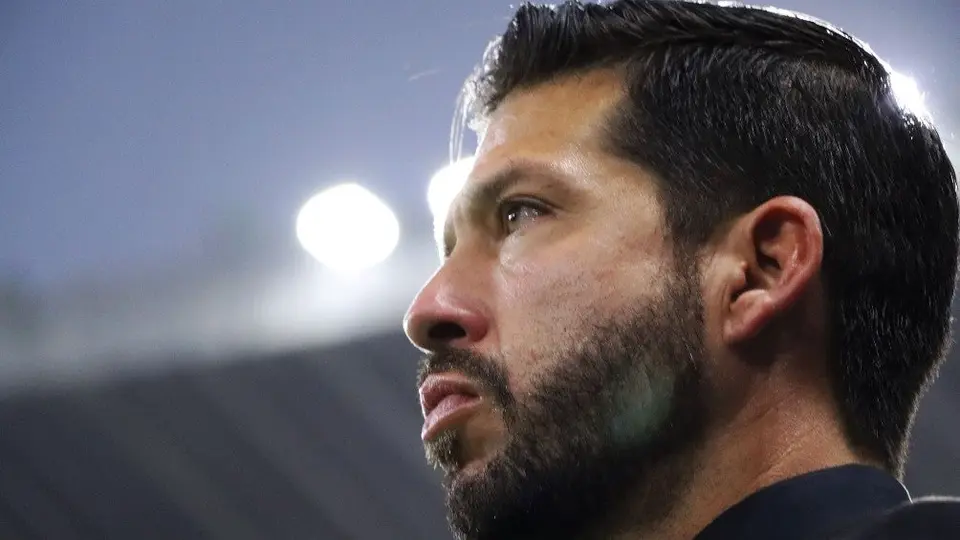 Benjamín Mora rompe el silencio y detalla lo sucedido con Julián Quiñones en Honduras