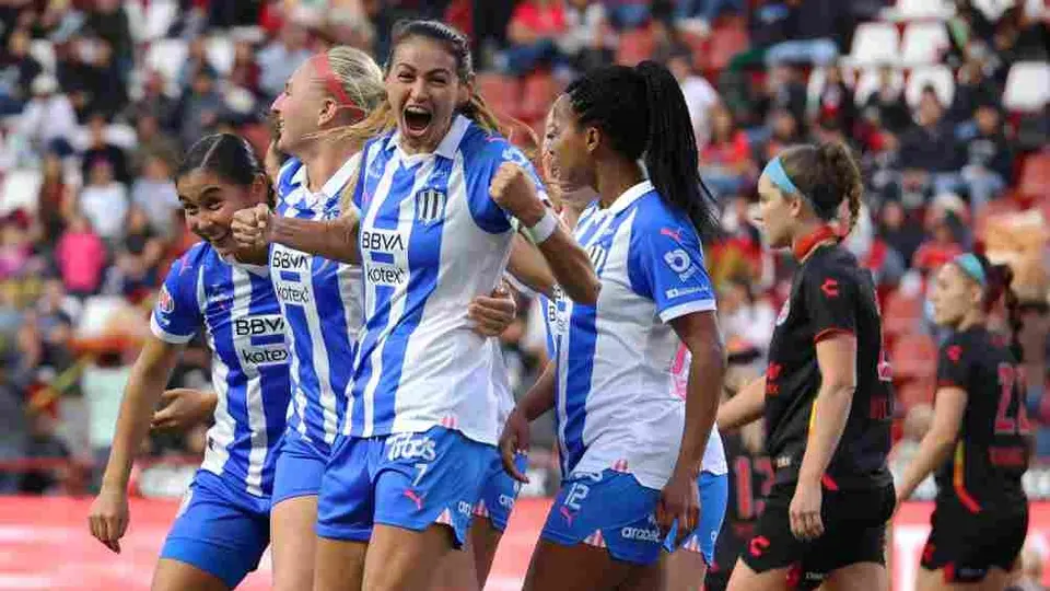 Con gol de último minuto, Tijuana cayó 1-2 ante Rayadas en la Ida de los Cuartos de Final