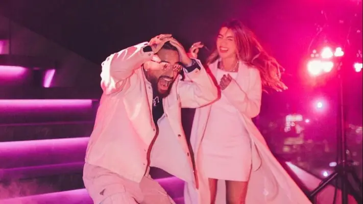 Maluma anuncia que va a ser papá en pleno concierto en Washington D.C.