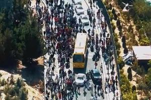 ¡Quieren ver al Bicho! Cristiano Ronaldo causa 'estampida' de aficionados en Teherán