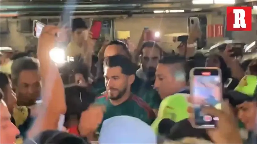 Henry Martín desata la locura en centro comercial