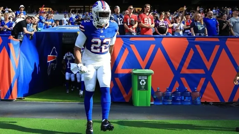NFL: Damien Harris abandona el juego de Buffalo contra Giants tras sufrir una lesión