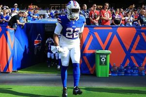 NFL: Damien Harris abandona el juego de Buffalo contra Giants tras sufrir una lesión