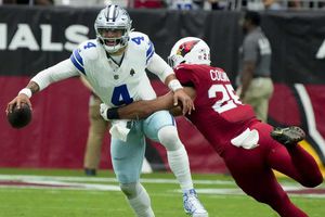 Dak Prescott revela la razón de la derrota de los Cowboys: 'No convertimos en la zona roja, punto'
