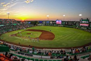 ¡Que ofertón! Leones de Yucatán regalan cervezas cada vez que hay un cuadrangular