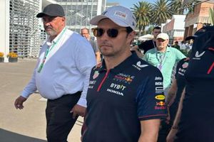 Checo Pérez tras abandonar el GP de México: 'Me duele mucho, pero lo volvería intentar'