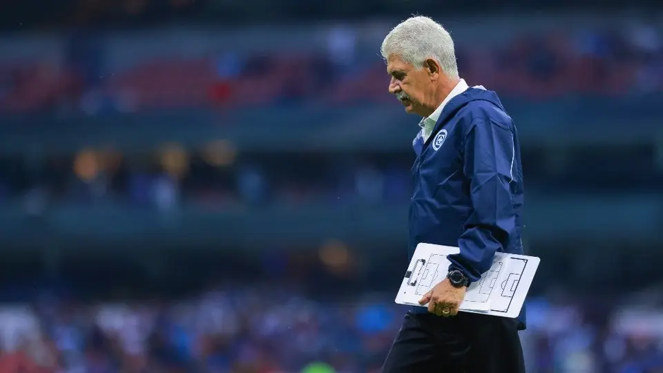 Ricardo Ferretti se marchó en silencio de Cruz Azul