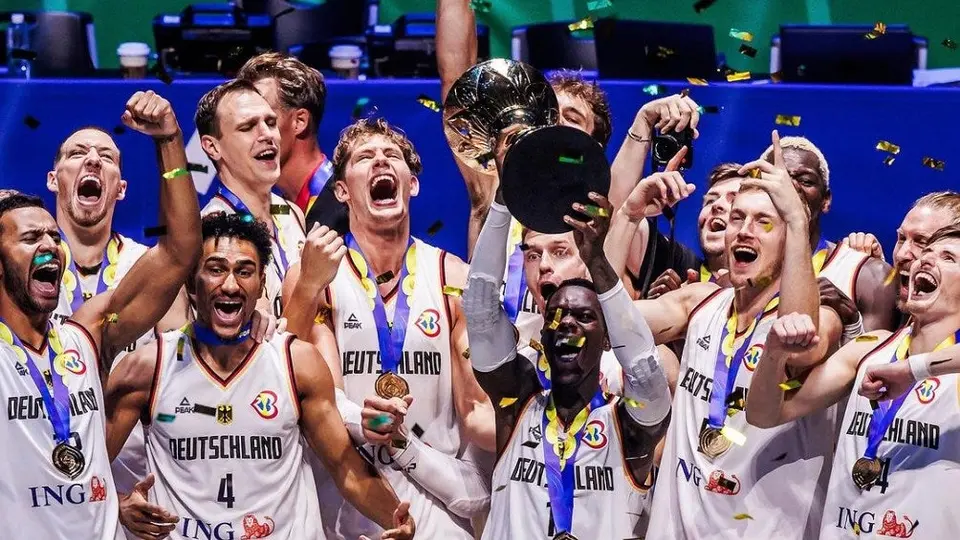 ¿Amaño? Acusan a árbitro mexicano de favorecer a Alemania en el Mundial FIBA