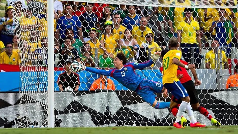 Nombran a Memo Ochoa como 'la mayor pesadilla' de Brasil previo al duelo ante el Tricolor en 2024