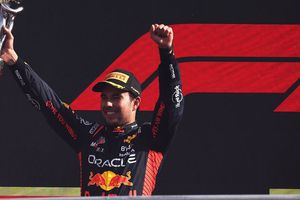 'Checo' Pérez, entre los diez mejores pagados de F1 de acuerdo con Forbes