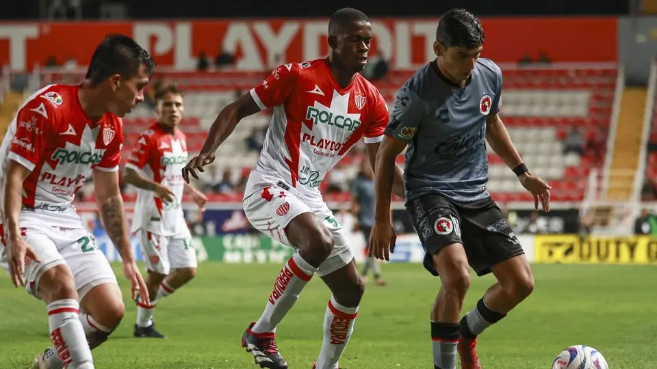Necaxa rescata un dramático empate contra los Xolos en el AP23