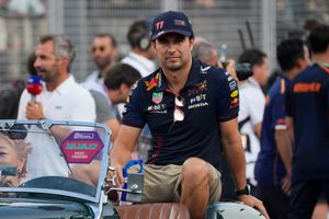¡Uno más a la familia! Checo Pérez confirma el nacimiento de su cuarto hijo