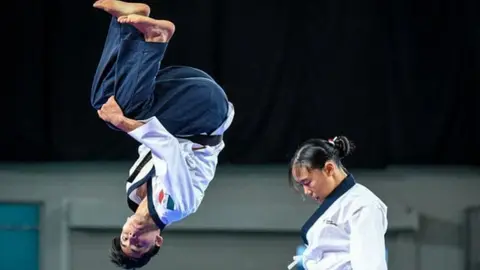 Panamericanos 2023: México obtiene medalla de oro en Taekwondo