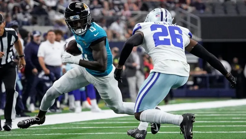 Calvin Ridley hace dos recepciones en su primer juego tras casi dos años de ausencia